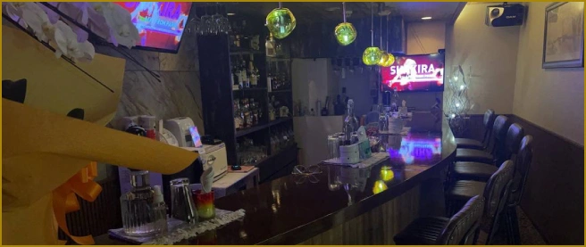 Lounge Pavone（ラウンジ パヴォーネ）店内